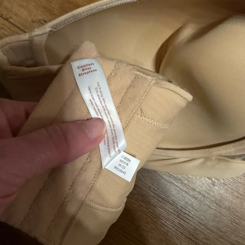 Cacique Strapless Nude Seamless Bra comfort bliss 46H - Picture 7 of 7